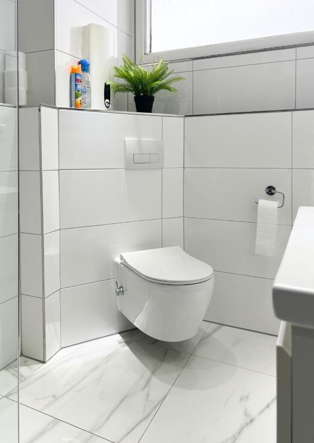 Modernes Apartment Mit Stil In City Lage Karlsruhe Exterior foto